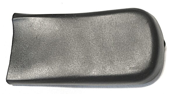 Seat Belt End Cover (ea) 67-72